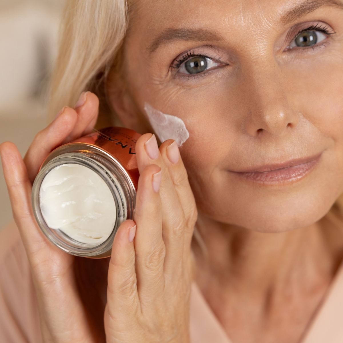 Grundierende Anti-Aging-Tagescreme LSF 15 - 50ml