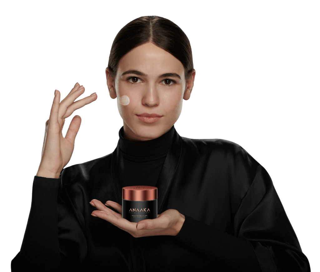 00295-scaled (1) anaaka-anti-aging-cream-hero2-scaled